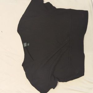 Wild fable faux wrap crop top in size xl black